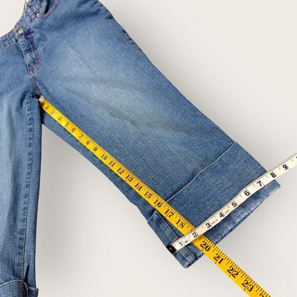 Live a Litttle Denim Capri High Rise Blue Washed Jeans Stretchy Cuff Hem Size 12 - Picture 11 of 12